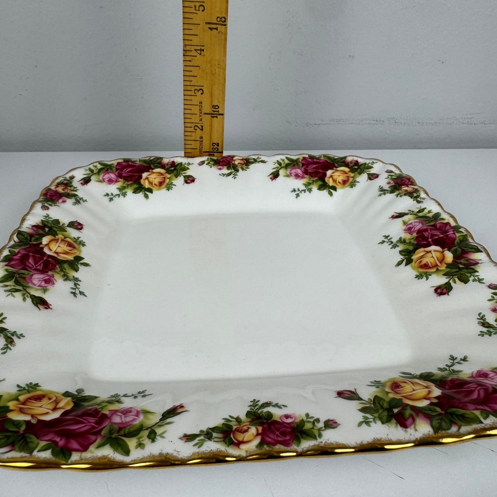 Royal Albert Old Country Roses Square Salad Dessert Plate Bone China Gold Trim - Picture 10 of 12